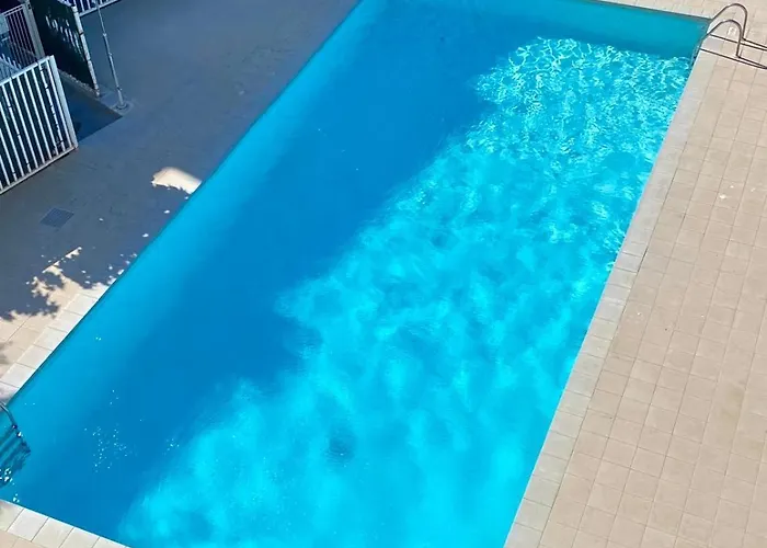Coup De Coeur Avec Parking Et Piscine - 131